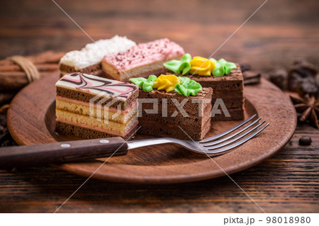 Mini cake Mini cake 98018980