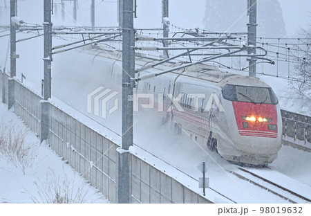 北海道新幹線 新函館北斗ー木古内 JR東日本 E926形 S51編成(仙台) East-i 北海道新幹線 新函館北斗ー木古内 JR東日本 E926形 S51編成(仙台) East-i 98019632