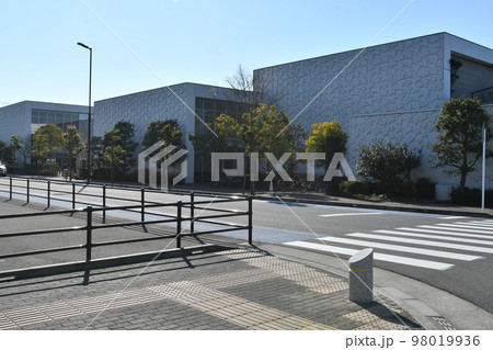 湘南の本屋さん 98019936