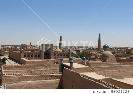 展望台からのヒヴァの町並み　世界遺産　ウズベキスタン 98021223