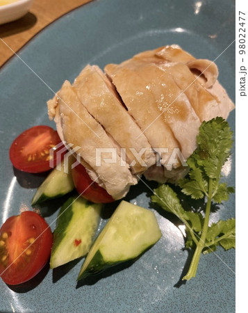 カオマンガイ(シンガポール風ゆで鶏肉ご飯) カオマンガイ(シンガポール風ゆで鶏肉ご飯) 98022477