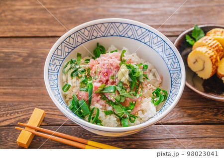 ネギトロ丼 98023041