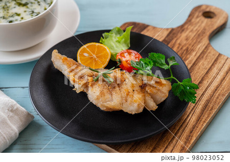 真鱈のムニエル 真鱈のムニエル 98023052