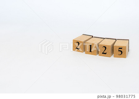 木ブロック 数字 2125 木ブロック 数字 2125 98031775