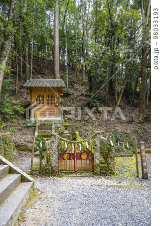 八幡神社松平東照宮 産湯の井戸、市杵嶋社 八幡神社松平東照宮 産湯の井戸、市杵嶋社 98033193
