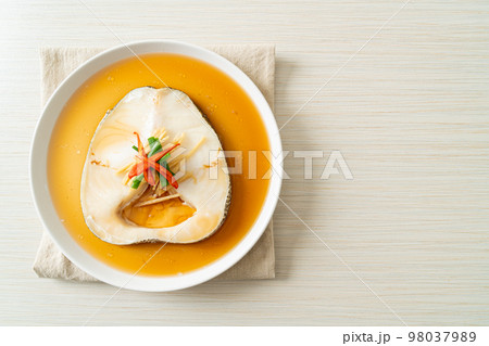 Steamed Cod Fish with Soy Sauce 98037989