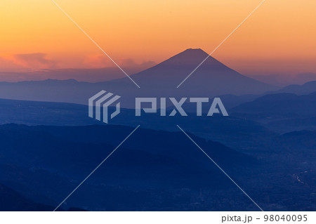 【長野県･諏訪】富士山と諏訪湖の見える高ポッチ高原　 98040095