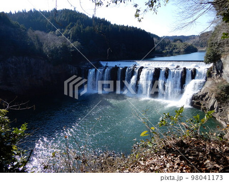 沈堕の滝(大分県) 沈堕の滝(大分県) 98041173