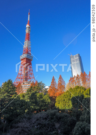 東京タワーと麻布台ヒルズ 98042509