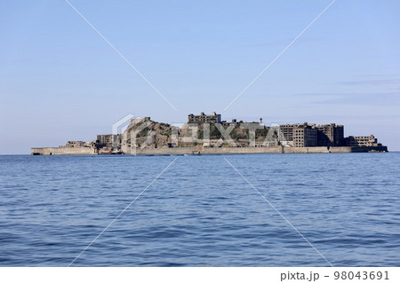 長崎県・軍艦島 98043691