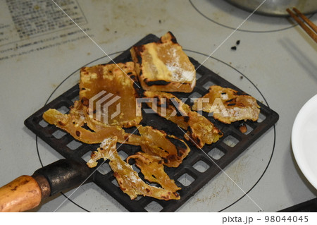 餅焼きグリルで焼く干しいも 餅焼きグリルで焼く干しいも 98044045
