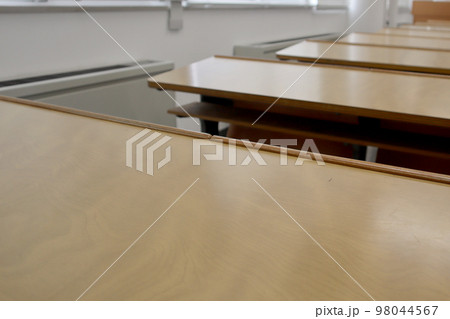 大学教室5 98044567