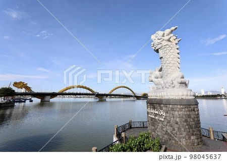 ベトナム・ダナン 98045637