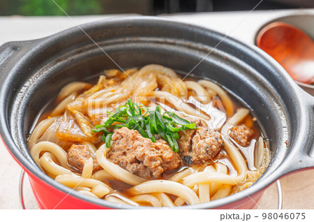 鶏つくねと白菜のうどん 鶏つくねと白菜のうどん 98046075
