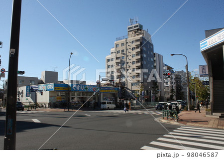 都営大江戸線　新江古田駅 98046587