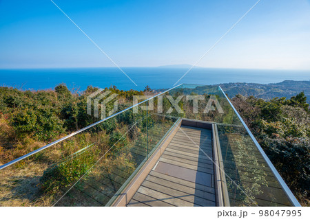 小室山　展望台　伊豆 98047995