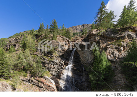 Lillaz waterfall (Cascate di Lillaz) Aosta valley, Italy 98051045