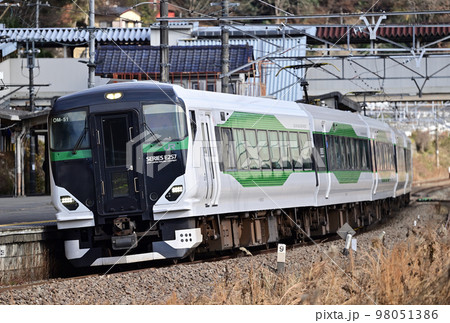 中央本線 上野原 JR東日本 E257系5500番台 OM-51編成(大宮) 富士回遊 中央本線 上野原 JR東日本 E257系5500番台 OM-51編成(大宮) 富士回遊 98051386