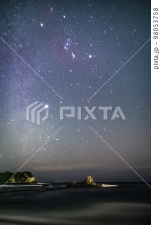 渡島と冬のオリオン座 渡島と冬のオリオン座 98053758