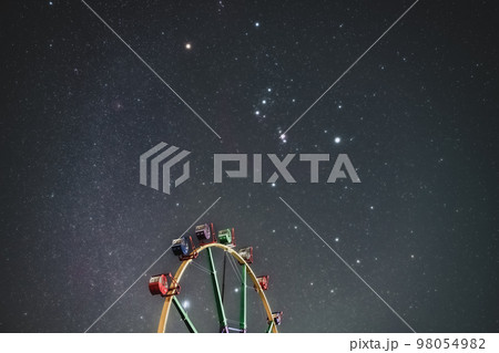 観覧車とオリオン座 98054982