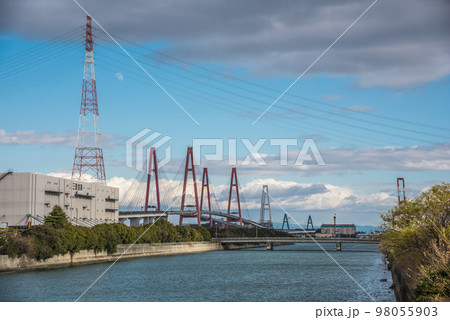 《愛知県》名古屋港　名港トリトン 98055903