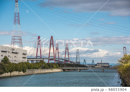 《愛知県》名古屋港　名港トリトン 98055904