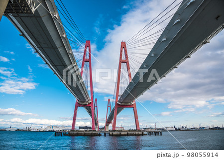 《愛知県》名古屋港 名港西大橋 《愛知県》名古屋港 名港西大橋 98055914