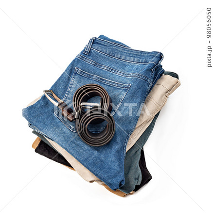 Jeans and leather belt 98056050