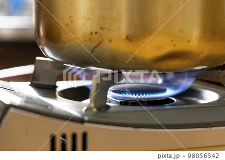 カセットコンロの火 98056542