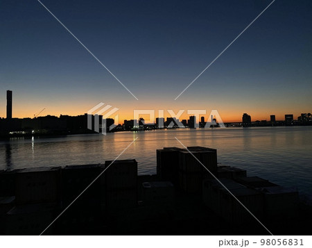 オレンジ 98056831