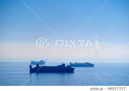 東京湾の風景 東京湾の風景 98057357