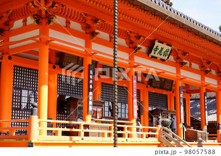 勝尾寺／本堂（大阪府箕面市） 98057588