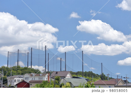 青空と街並み（愛知県 日進市 藤島町） 98058005