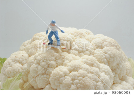 a figures of snowboarder on Whole Cauliflower Vegetable 98060003
