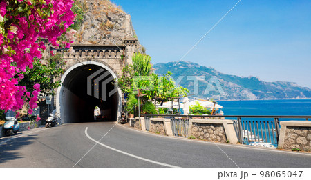 Amalfi coast, Italy 98065047