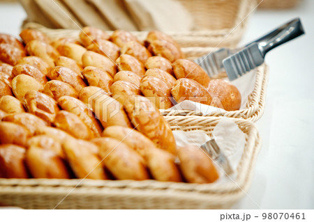 Pies in baskets Pies in baskets 98070461