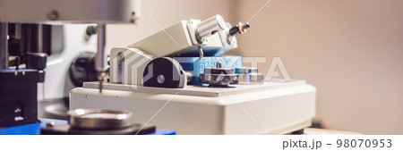 Ultrasonic Cutter System