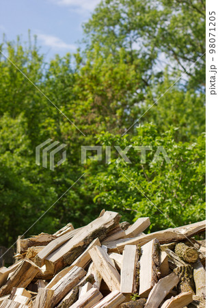 pile of chopped firewood pile of chopped firewood 98071205