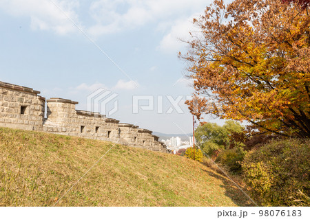 autumn landscape, scenery of Suwon Hwaseong in Korea 98076183