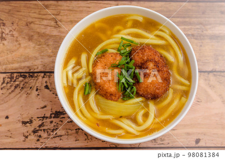 カツカレーうどん 98081384