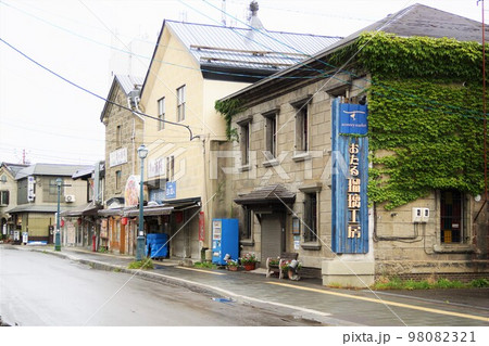 小樽の風景　堺町通り 98082321
