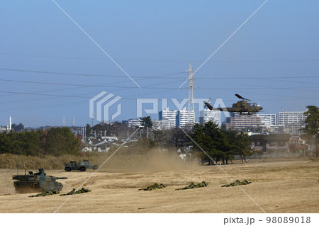 陸上自衛隊第一空挺団降下訓練始め2023 98089018