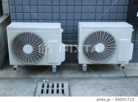 エアコンの室外機 エアコンの室外機 98091715