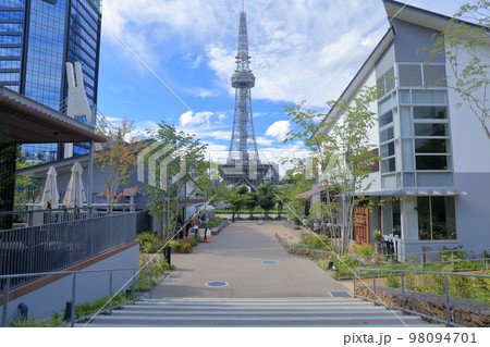 セントラルパークの北側から見るミライタワー（旧名古屋テレビ塔　愛知県 名古屋市 栄） 98094701