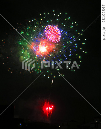 2022年第42回たたら祭り花火大会(埼玉県川口市) 2022年第42回たたら祭り花火大会(埼玉県川口市) 98102347