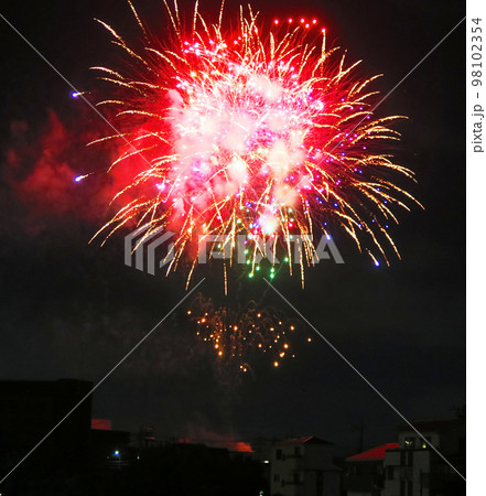 2022年第42回たたら祭り花火大会(埼玉県川口市) 2022年第42回たたら祭り花火大会(埼玉県川口市) 98102354