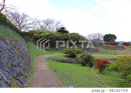 原城跡 本丸の石垣遺構 98102759
