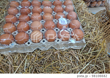 Fresh Eggs in panel. 98106682