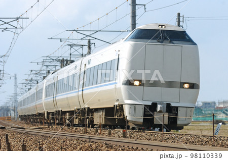 北陸本線　加賀笠間ー美川　JR西日本　683系　T32+T25編成（金沢）　サンダーバード 98110339