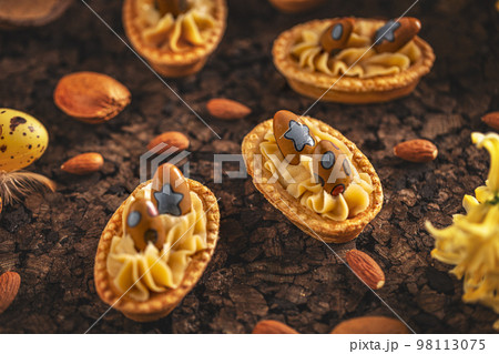 Sweet and delicious almond pastry Sweet and delicious almond pastry 98113075